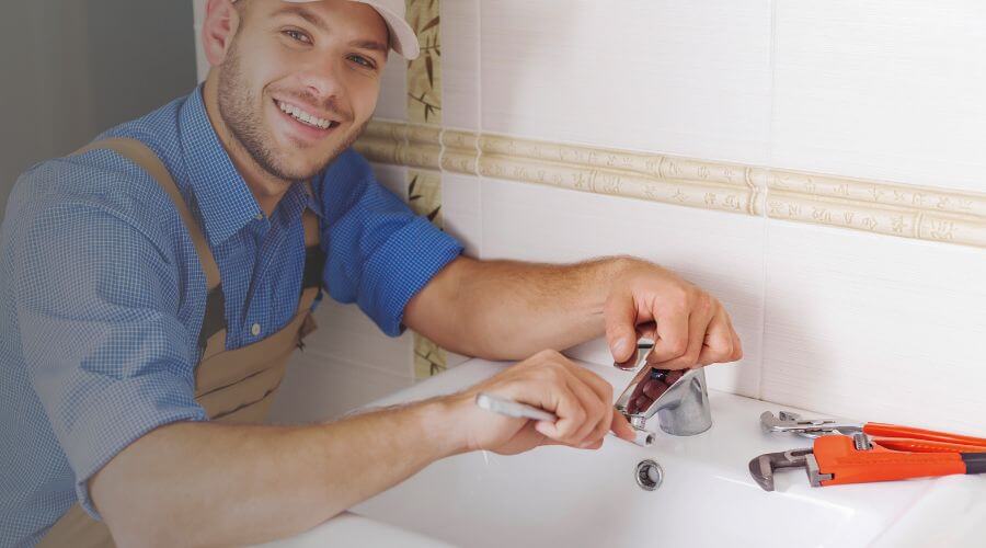 Professional clogged drains services in Lyons, KS